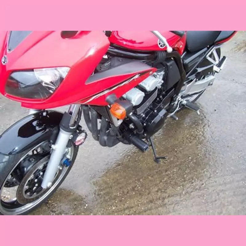 R&G Racing Sturzpads "No Cut" Yamaha Fazer 600 bis -2003