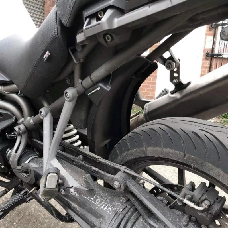 Pyramid Federbein Schutz Platte Schwarz Matt Triumph 1200 Explorer XR/XC/XRX/XCX/XRA/XRT/Low 2016-