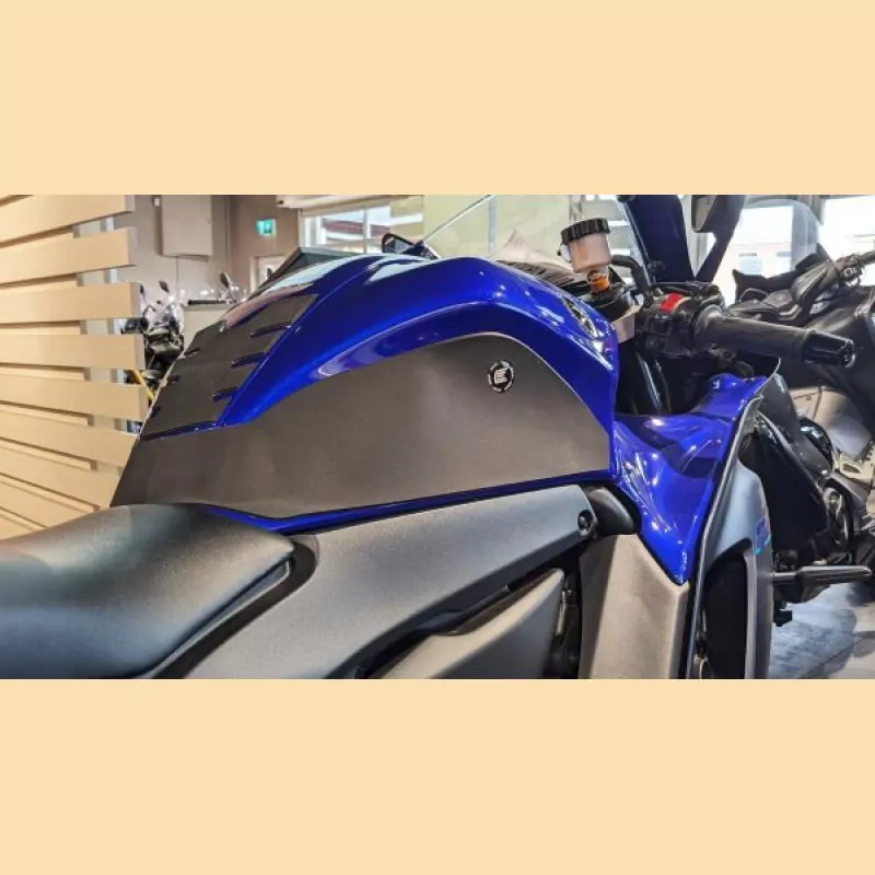 Eazi-Grip WRAP Tank Traction Pads Yamaha R7 2022-
