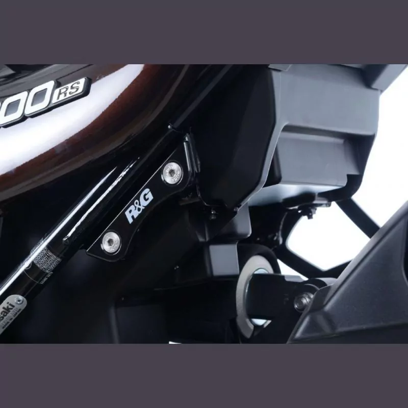 R&G hintere Fußrastenabdeckung Set Kawasaki Z 900 2017- / Z 900 RS 2018-
