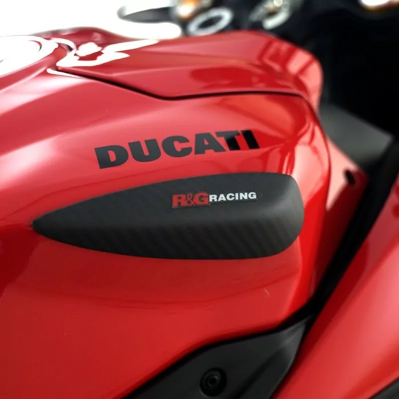 R&G Racing Carbon Tank Protektor Set Matt Ducati Panigale V2 | Streetfighter V2 2025-