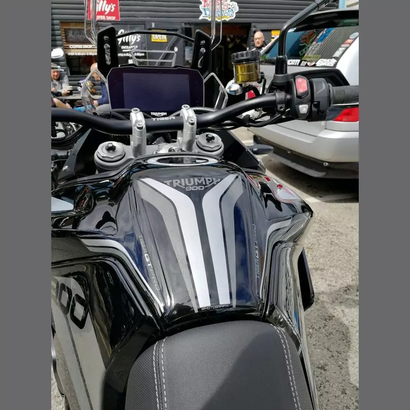 Motografix Triumph Tiger 900 GT PRO 3D Gel Tank Pad Protector TT037R