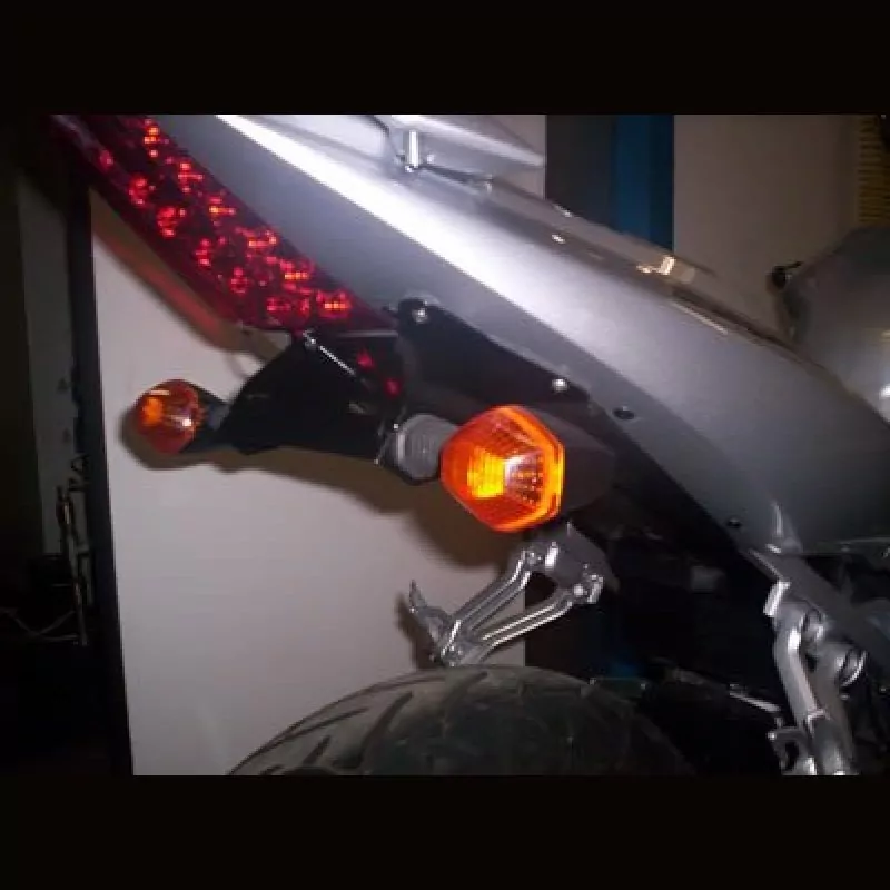 R&G Kennzeichenhalter Suzuki SV 650 2003-2006 / 1000 2003-