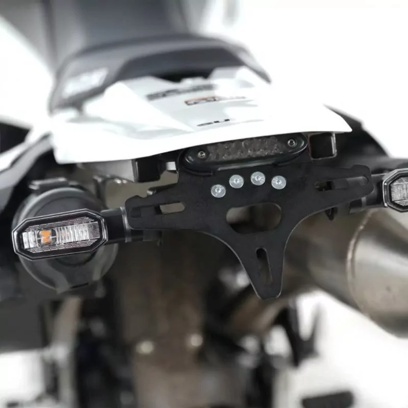 R&G Premium Kennzeichenhalter Suzuki DR-Z4S | DR-Z4SM 2025-