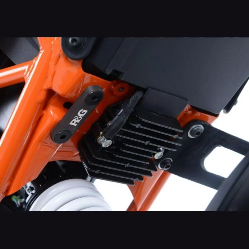 R&G hintere Fußrastenabdeckung links KTM Duke 125 2017-2023