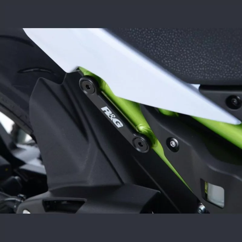 R&G hintere Fußrastenabdeckung Set Kawasaki Z 650 / Ninja 650 2017- / Z 650 RS 2022-